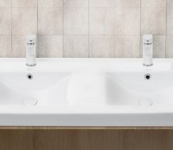 Двойная раковина в ванной: преимущества и недостатки