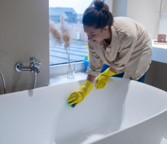 Уход за ванной из акрила