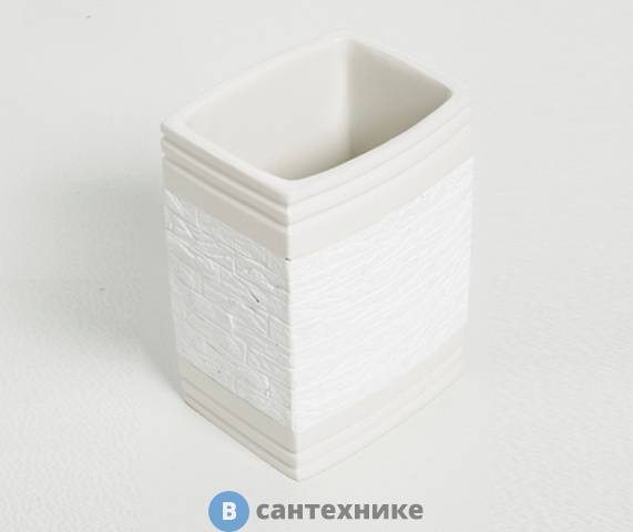 Стакан для зубных щеток WasserKRAFT Main K-4728 полирезин