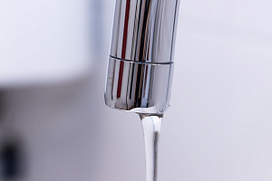 Слабый напор в смесителе: причины и способы устранения