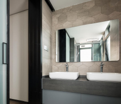 Современные зеркала для ванной комнаты